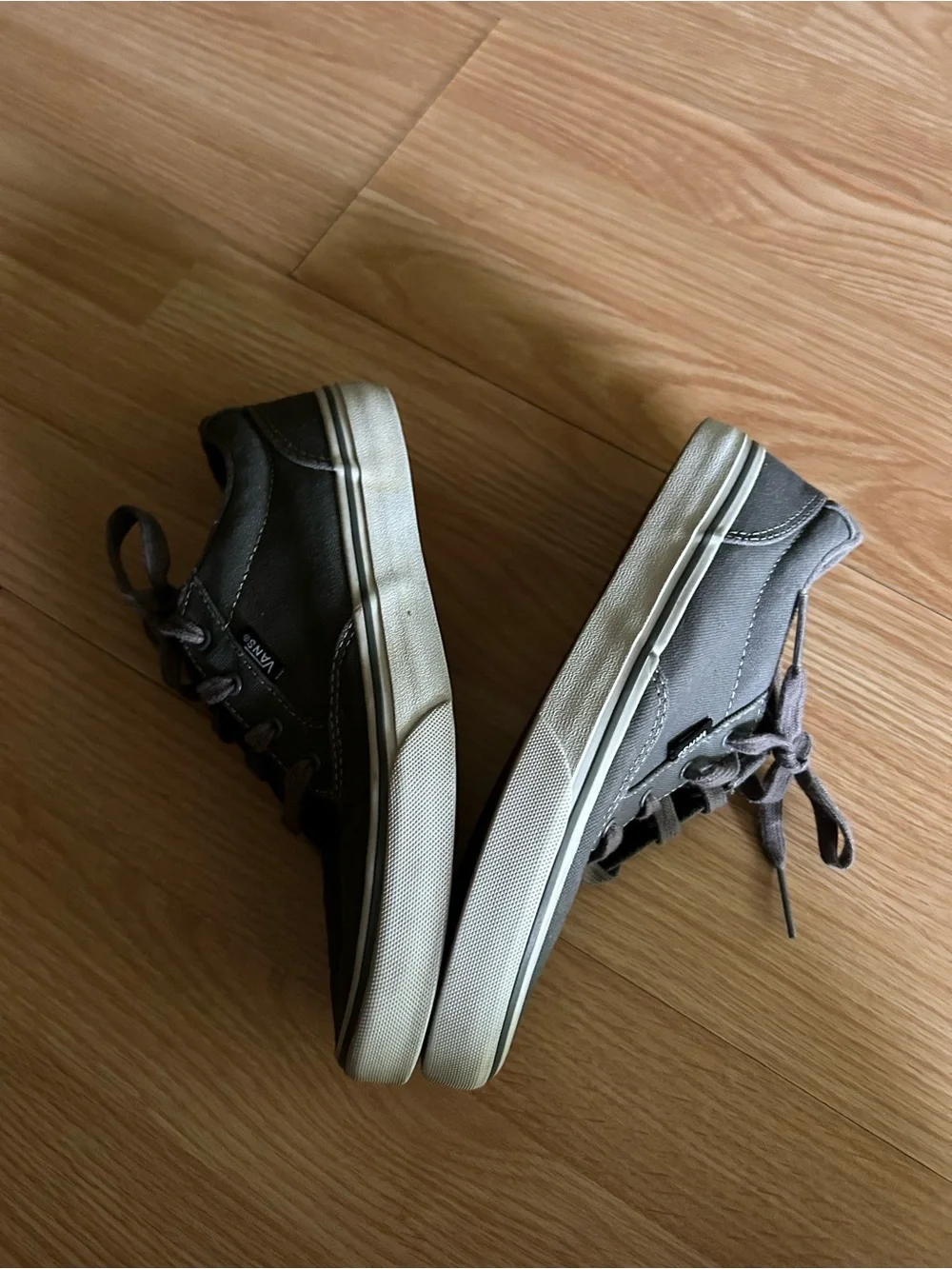 Vans Gray Winston Pewter Off the Wall Sneakers Youth Size 5.5